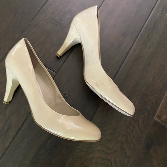 Nine West Nude Pumps - Picture 5 of 5